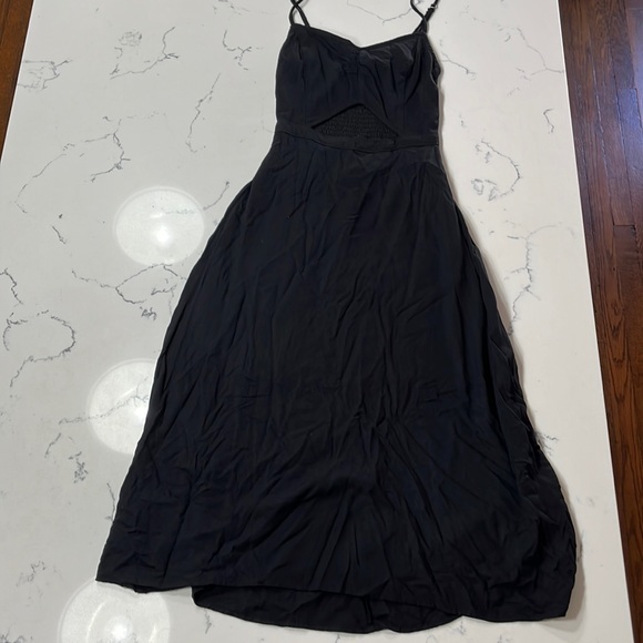 Hollister MIDI Cut Out Dress - Picture 1 of 7